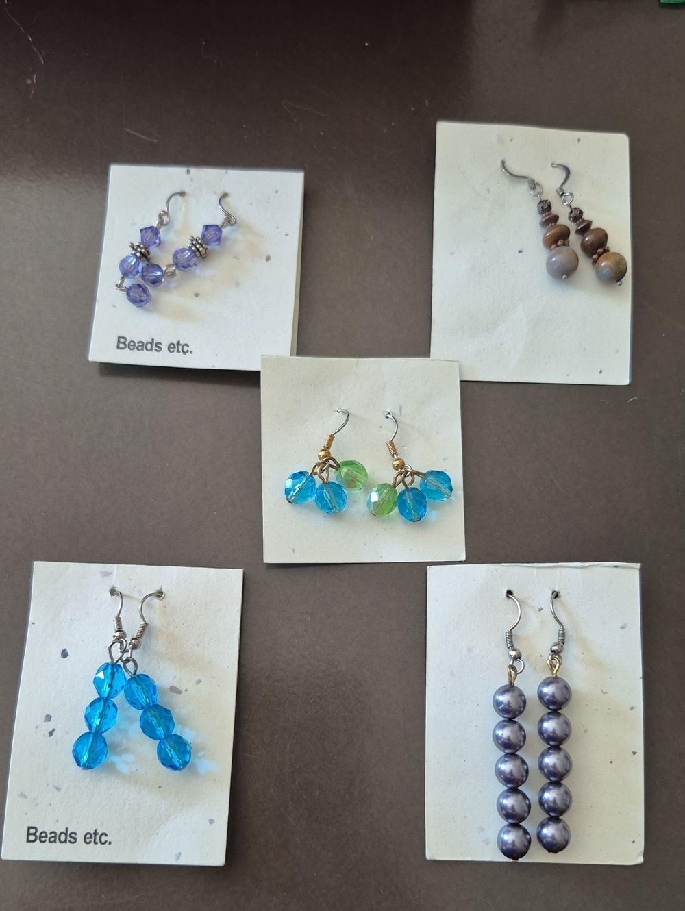 8. 🌸 2/$15 Assorted Dangle Earrings